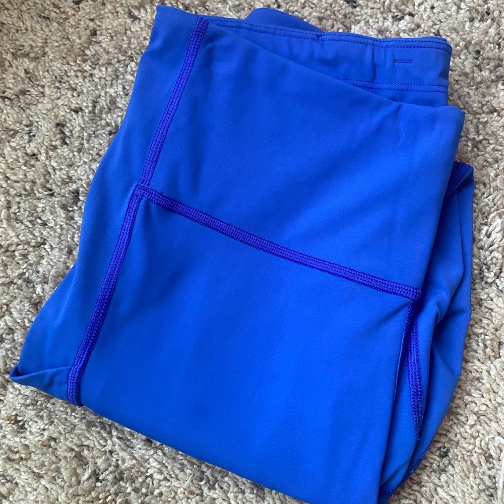 athleta Salutation Stash leggings